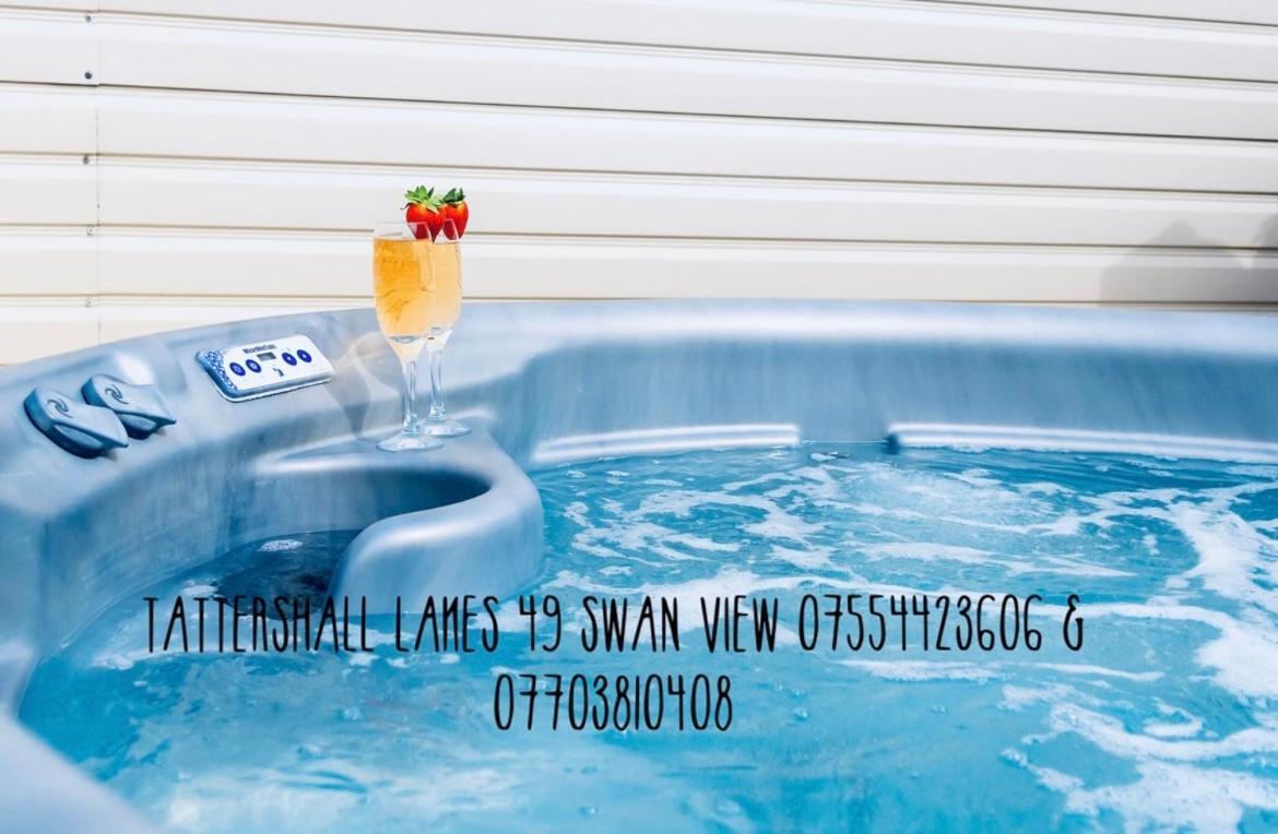 Swan View Retreats # Hottub # Egg Chair # Bbq & Bikes Included 8 Berth Tattershall Dış mekan fotoğraf