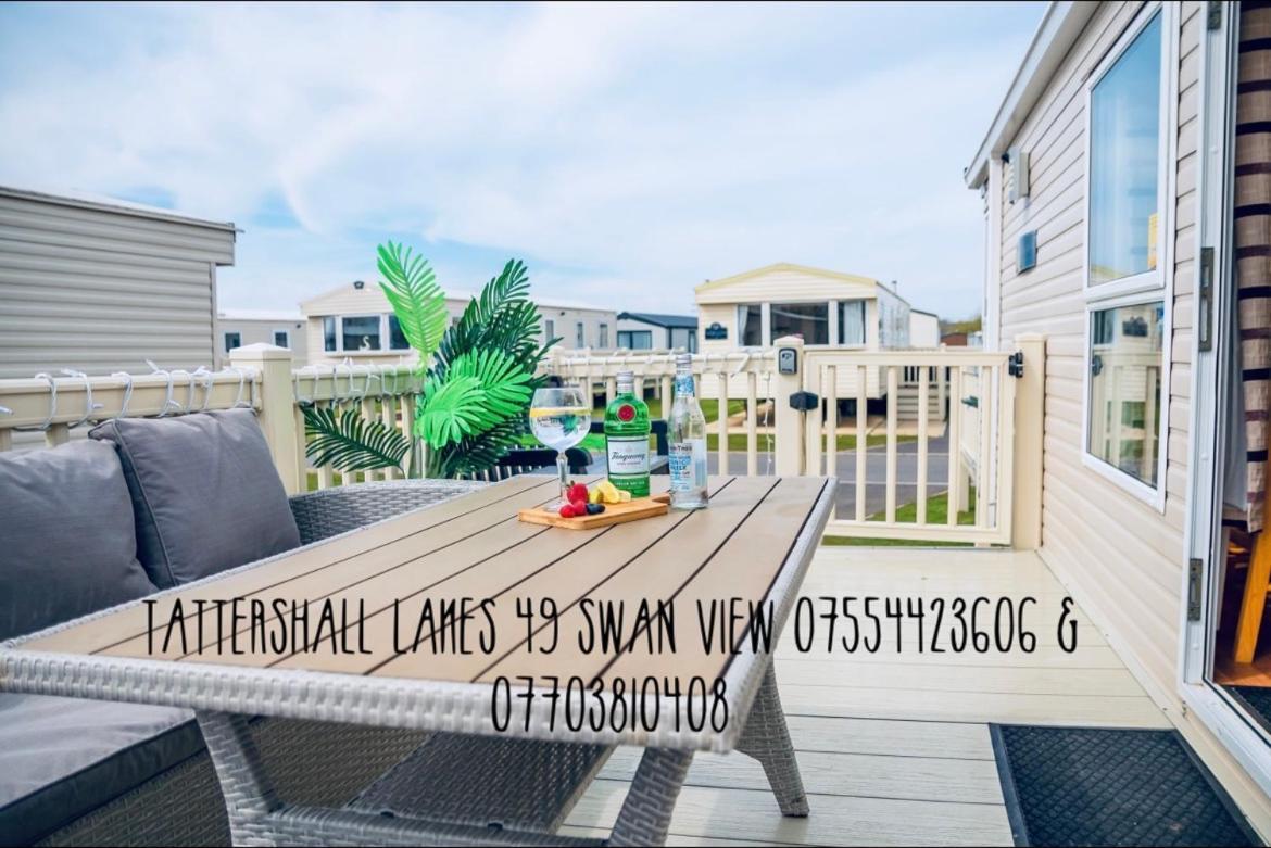 Swan View Retreats # Hottub # Egg Chair # Bbq & Bikes Included 8 Berth Tattershall Dış mekan fotoğraf