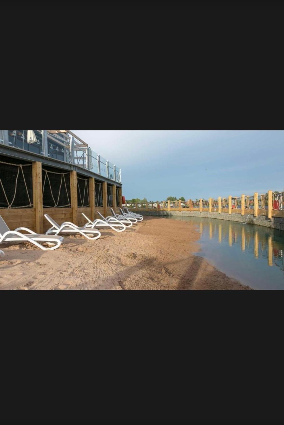Swan View Retreats # Hottub # Egg Chair # Bbq & Bikes Included 8 Berth Tattershall Dış mekan fotoğraf